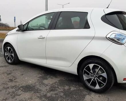 Білий Рено Зое, об'ємом двигуна 0 л та пробігом 123 тис. км за 9650 $, фото 2 на Automoto.ua