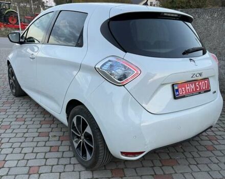Белый Рено Зое, объемом двигателя 0 л и пробегом 132 тыс. км за 8800 $, фото 4 на Automoto.ua