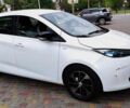 Белый Рено Зое, объемом двигателя 0 л и пробегом 107 тыс. км за 9600 $, фото 9 на Automoto.ua