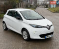 Белый Рено Зое, объемом двигателя 0 л и пробегом 106 тыс. км за 8100 $, фото 2 на Automoto.ua