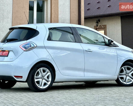 Білий Рено Зое, об'ємом двигуна 0 л та пробігом 43 тис. км за 9995 $, фото 30 на Automoto.ua
