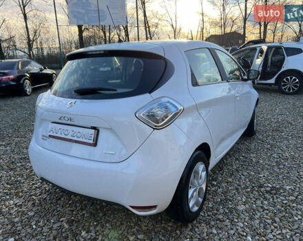 Белый Рено Зое, объемом двигателя 0 л и пробегом 94 тыс. км за 9199 $, фото 6 на Automoto.ua