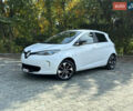 Белый Рено Зое, объемом двигателя 0 л и пробегом 135 тыс. км за 9200 $, фото 1 на Automoto.ua