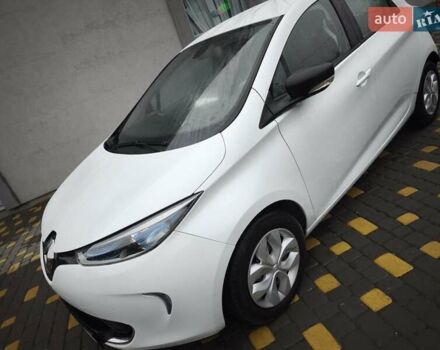 Білий Рено Зое, об'ємом двигуна 0 л та пробігом 100 тис. км за 4500 $, фото 11 на Automoto.ua