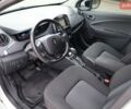 Белый Рено Зое, объемом двигателя 0 л и пробегом 95 тыс. км за 10444 $, фото 25 на Automoto.ua