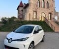 Белый Рено Зое, объемом двигателя 0 л и пробегом 132 тыс. км за 9600 $, фото 1 на Automoto.ua