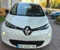 Белый Рено Зое, объемом двигателя 0 л и пробегом 133 тыс. км за 9950 $, фото 2 на Automoto.ua