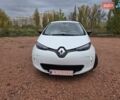 Белый Рено Зое, объемом двигателя 0 л и пробегом 137 тыс. км за 8400 $, фото 43 на Automoto.ua