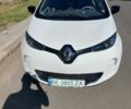 Белый Рено Зое, объемом двигателя 0 л и пробегом 170 тыс. км за 11500 $, фото 1 на Automoto.ua