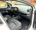 Белый Рено Зое, объемом двигателя 0 л и пробегом 78 тыс. км за 9450 $, фото 58 на Automoto.ua