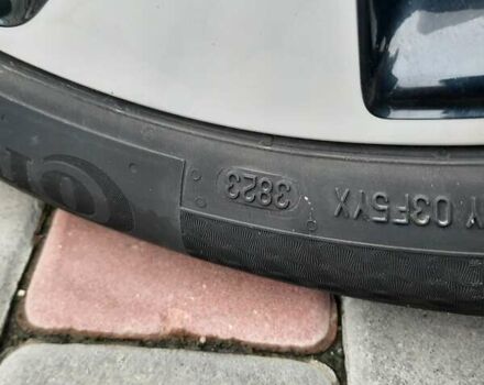 Білий Рено Зое, об'ємом двигуна 0 л та пробігом 123 тис. км за 9650 $, фото 31 на Automoto.ua