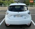 Белый Рено Зое, объемом двигателя 0 л и пробегом 55 тыс. км за 10900 $, фото 4 на Automoto.ua