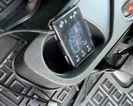 Белый Рено Зое, объемом двигателя 0 л и пробегом 103 тыс. км за 9600 $, фото 9 на Automoto.ua