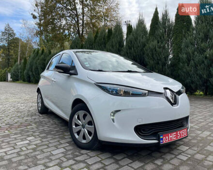 Белый Рено Зое, объемом двигателя 0 л и пробегом 97 тыс. км за 9500 $, фото 39 на Automoto.ua