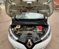 Белый Рено Зое, объемом двигателя 55 л и пробегом 93 тыс. км за 11000 $, фото 6 на Automoto.ua