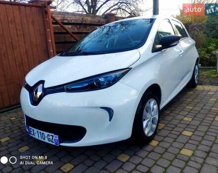 Білий Рено Зое, об'ємом двигуна 0 л та пробігом 87 тис. км за 8799 $, фото 2 на Automoto.ua