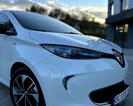 Белый Рено Зое, объемом двигателя 0 л и пробегом 127 тыс. км за 9800 $, фото 10 на Automoto.ua