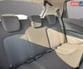 Белый Рено Зое, объемом двигателя 0 л и пробегом 129 тыс. км за 10000 $, фото 4 на Automoto.ua