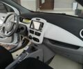 Білий Рено Зое, об'ємом двигуна 0 л та пробігом 178 тис. км за 8700 $, фото 4 на Automoto.ua