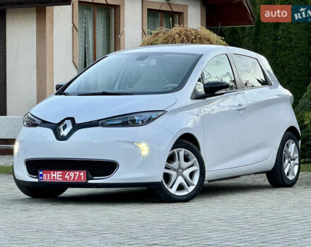 Белый Рено Зое, объемом двигателя 0 л и пробегом 43 тыс. км за 9399 $, фото 7 на Automoto.ua