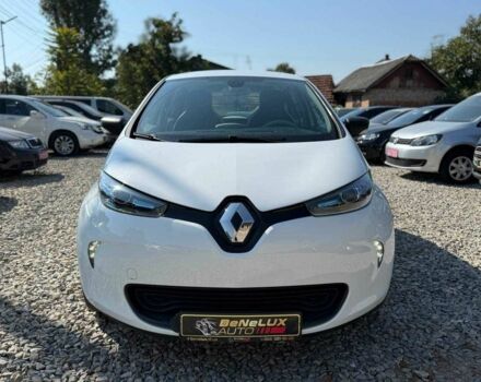 Белый Рено Зое, объемом двигателя 0 л и пробегом 93 тыс. км за 9799 $, фото 1 на Automoto.ua