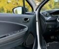 Белый Рено Зое, объемом двигателя 0 л и пробегом 121 тыс. км за 9499 $, фото 10 на Automoto.ua