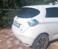 Белый Рено Зое, объемом двигателя 0 л и пробегом 166 тыс. км за 9000 $, фото 19 на Automoto.ua