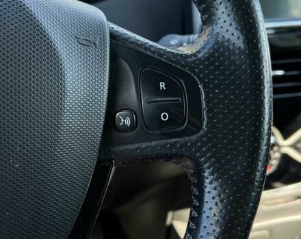 Белый Рено Зое, объемом двигателя 0 л и пробегом 143 тыс. км за 8999 $, фото 21 на Automoto.ua