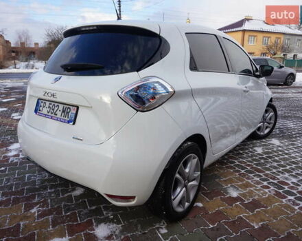 Белый Рено Зое, объемом двигателя 0 л и пробегом 26 тыс. км за 9555 $, фото 16 на Automoto.ua