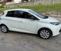Белый Рено Зое, объемом двигателя 0 л и пробегом 215 тыс. км за 11200 $, фото 3 на Automoto.ua
