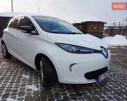 Белый Рено Зое, объемом двигателя 0 л и пробегом 26 тыс. км за 9555 $, фото 14 на Automoto.ua