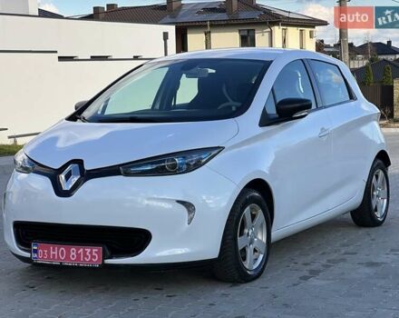 Белый Рено Зое, объемом двигателя 0 л и пробегом 110 тыс. км за 8450 $, фото 13 на Automoto.ua