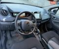 Белый Рено Зое, объемом двигателя 0 л и пробегом 132 тыс. км за 8800 $, фото 12 на Automoto.ua