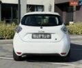 Белый Рено Зое, объемом двигателя 0 л и пробегом 83 тыс. км за 8200 $, фото 4 на Automoto.ua