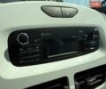 Белый Рено Зое, объемом двигателя 0 л и пробегом 179 тыс. км за 8700 $, фото 25 на Automoto.ua