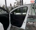 Белый Рено Зое, объемом двигателя 0 л и пробегом 84 тыс. км за 9200 $, фото 47 на Automoto.ua