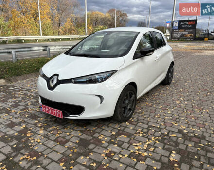 Рено Зое 2017 в Ровно на Automoto.ua Белый Рено Зое, объемом двигателя 0 л и пробегом 104 тыс. км за 8599 $, фото 1 на Automoto.ua