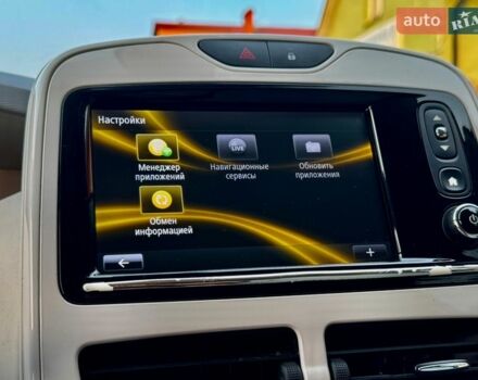 Белый Рено Зое, объемом двигателя 0 л и пробегом 96 тыс. км за 9495 $, фото 98 на Automoto.ua