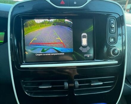Белый Рено Зое, объемом двигателя 0 л и пробегом 83 тыс. км за 10399 $, фото 17 на Automoto.ua