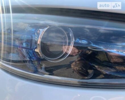 Белый Рено Зое, объемом двигателя 0 л и пробегом 120 тыс. км за 9850 $, фото 42 на Automoto.ua