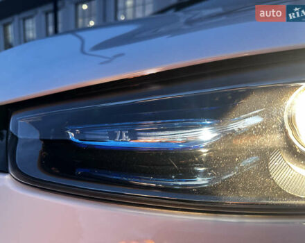 Белый Рено Зое, объемом двигателя 0 л и пробегом 108 тыс. км за 9250 $, фото 7 на Automoto.ua