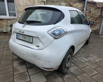 Белый Рено Зое, объемом двигателя 0 л и пробегом 152 тыс. км за 8400 $, фото 14 на Automoto.ua