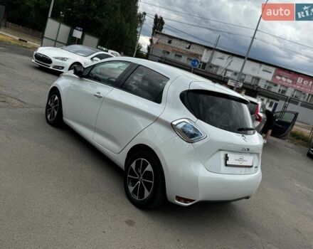 Белый Рено Зое, объемом двигателя 0 л и пробегом 136 тыс. км за 9500 $, фото 10 на Automoto.ua