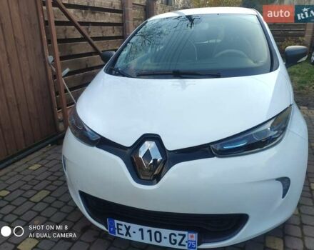 Білий Рено Зое, об'ємом двигуна 0 л та пробігом 88 тис. км за 8799 $, фото 22 на Automoto.ua