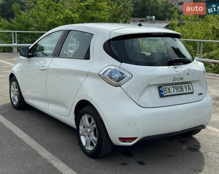 Білий Рено Зое, об'ємом двигуна 0 л та пробігом 93 тис. км за 8900 $, фото 5 на Automoto.ua