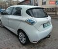Белый Рено Зое, объемом двигателя 0 л и пробегом 204 тыс. км за 8400 $, фото 2 на Automoto.ua