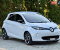 Белый Рено Зое, объемом двигателя 0 л и пробегом 121 тыс. км за 9499 $, фото 1 на Automoto.ua