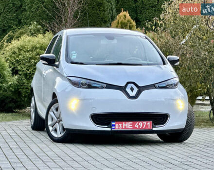 Белый Рено Зое, объемом двигателя 0 л и пробегом 43 тыс. км за 9399 $, фото 11 на Automoto.ua