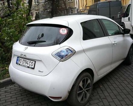 Белый Рено Зое, объемом двигателя 0 л и пробегом 61 тыс. км за 10500 $, фото 7 на Automoto.ua