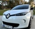 Белый Рено Зое, объемом двигателя 0 л и пробегом 127 тыс. км за 9800 $, фото 3 на Automoto.ua